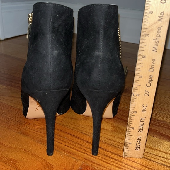 Booties - Picture 4 of 4